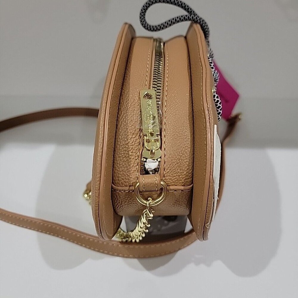 Betsey Johnson XOFAN Football Kitsch Crossbody Bag NWT - Picture 2 of 4
